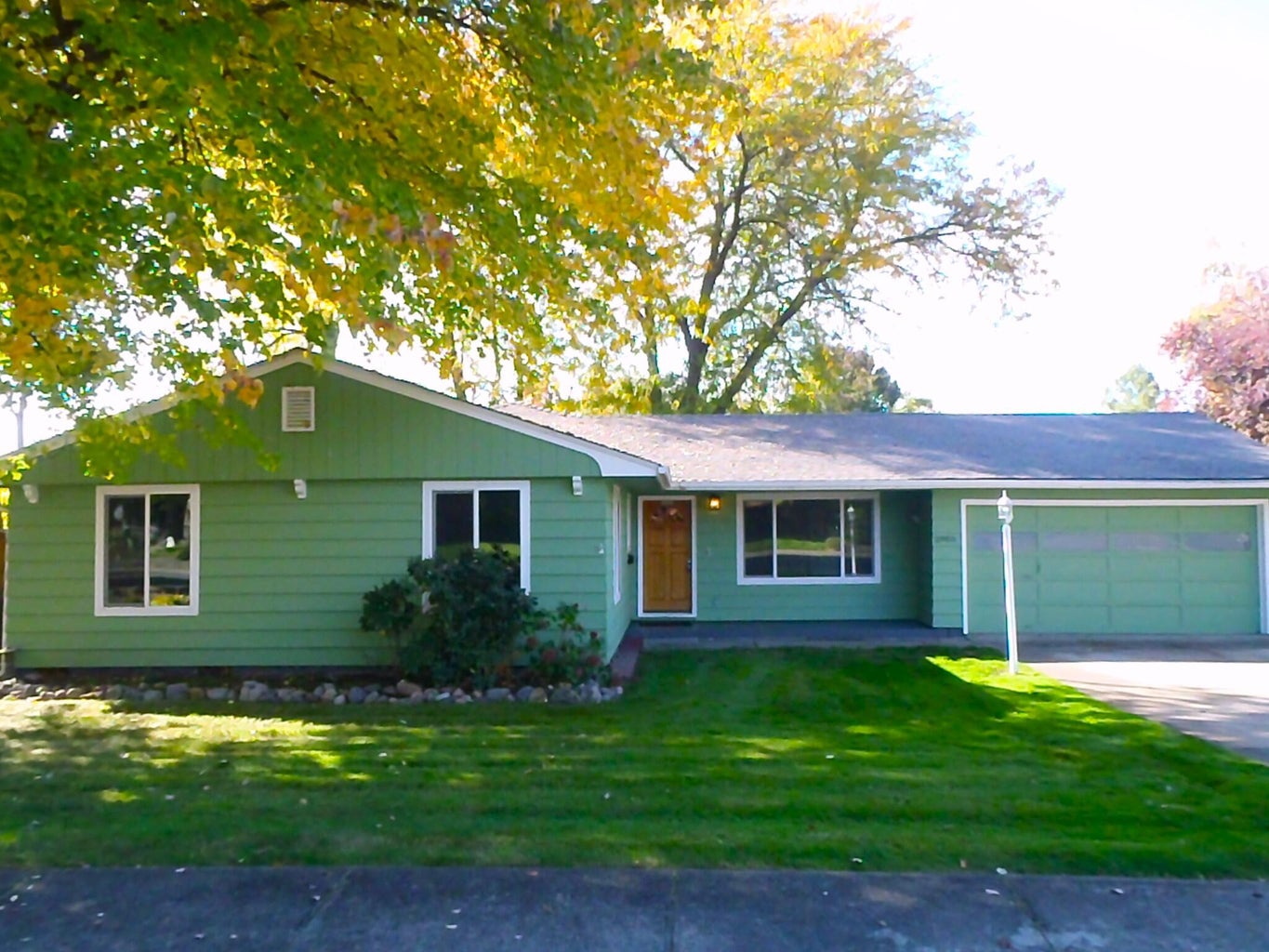 220173165, 2905 Comice Dr, Medford, OR 97504