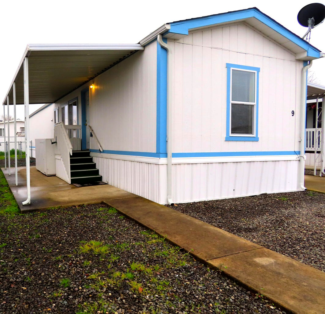 220177424, 3501 Ave C #9, White City, OR 97503