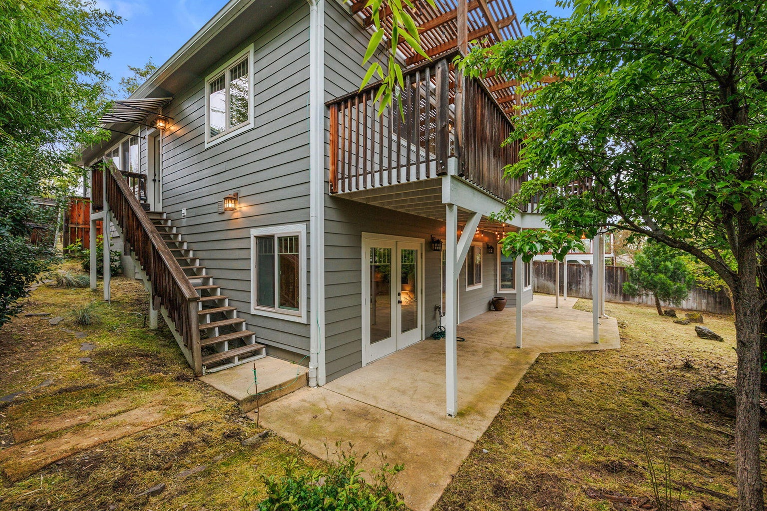 620-Cardwell-Court_06