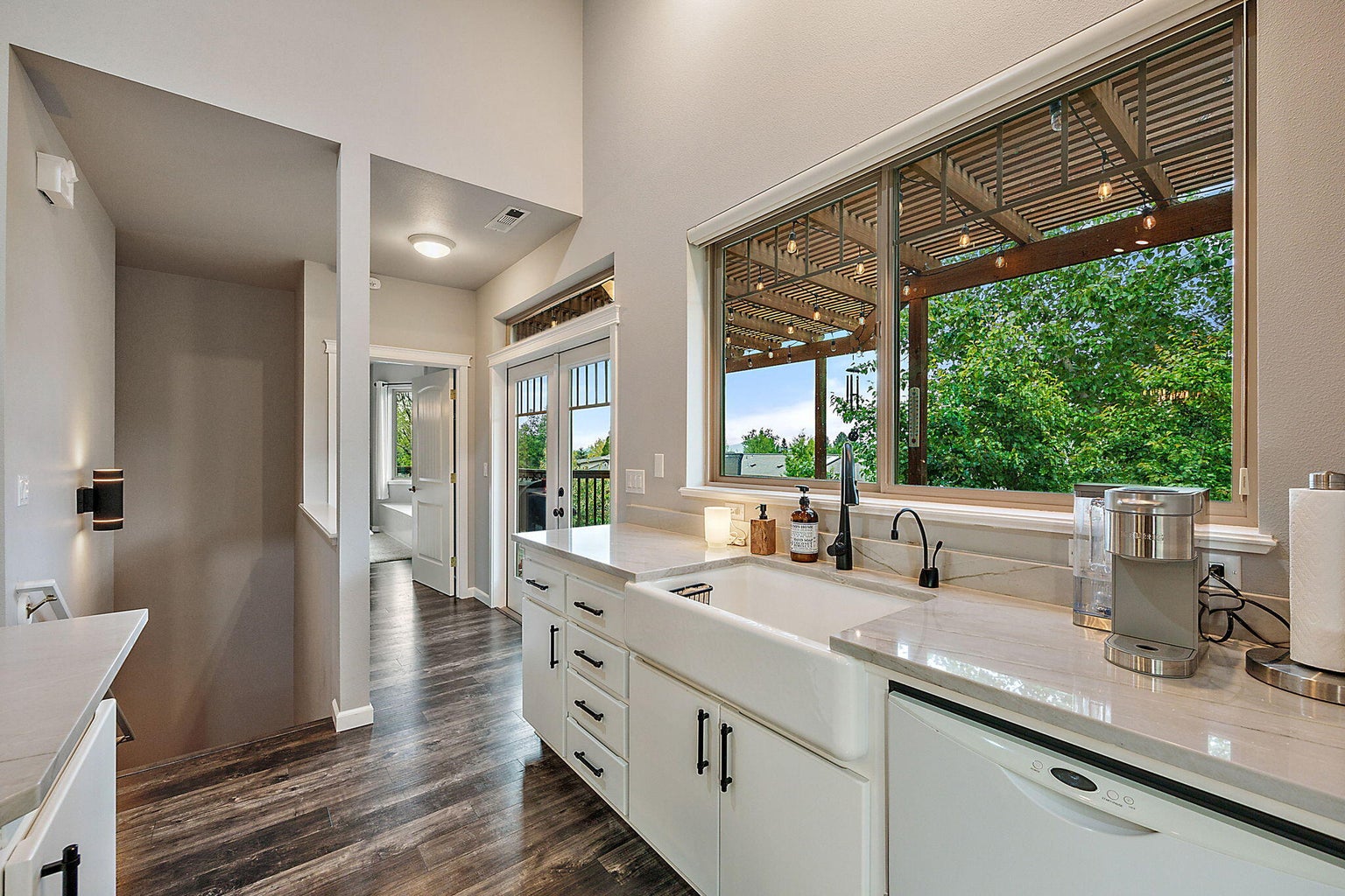 620-Cardwell-Court_24