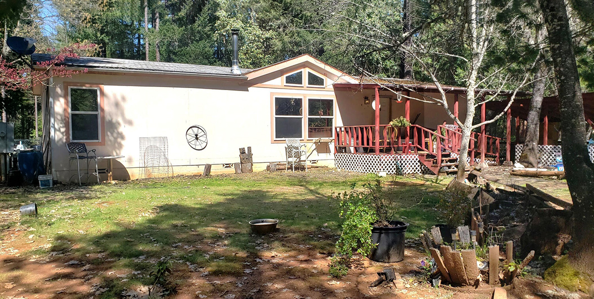 220181956, 400 Glendon Rd, Cave Junction, OR 97523