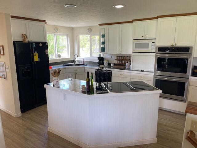 310-Ridgewood-Drive_13