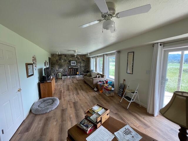 310-Ridgewood-Drive_27
