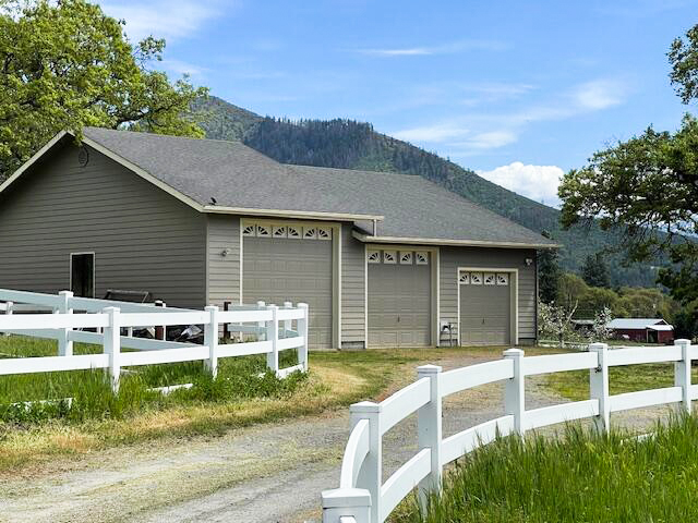 310-Ridgewood-Drive_29