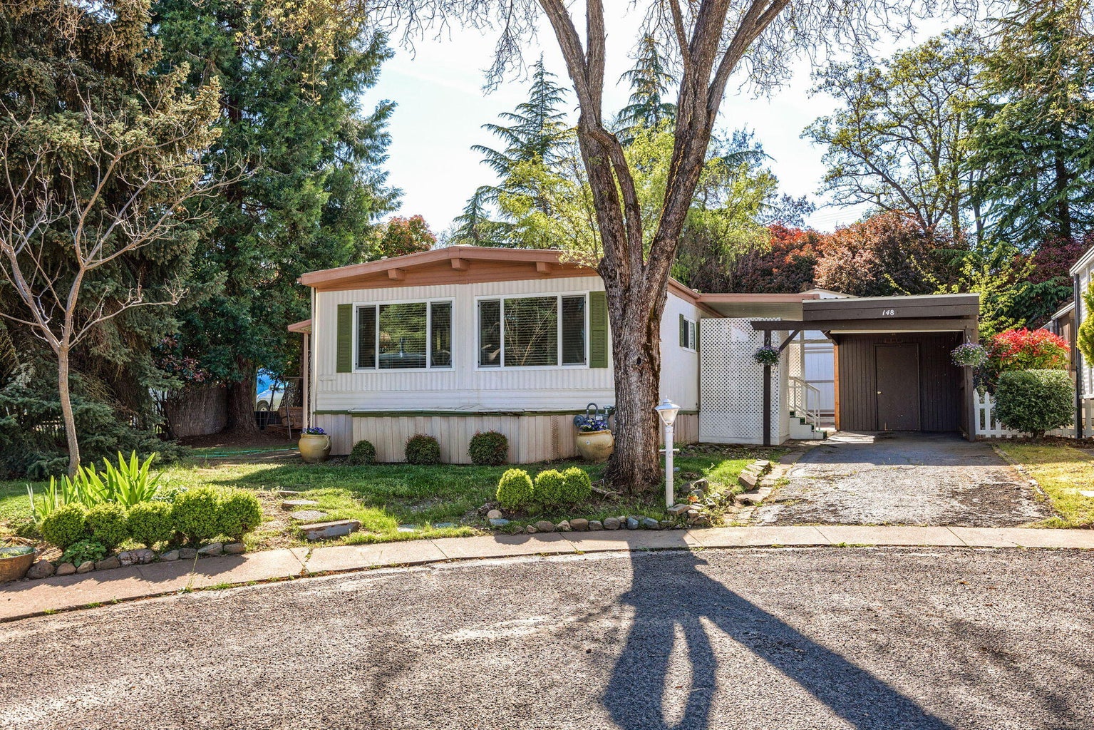220181044, 1055 N 5th St #148, Jacksonville, OR 97530