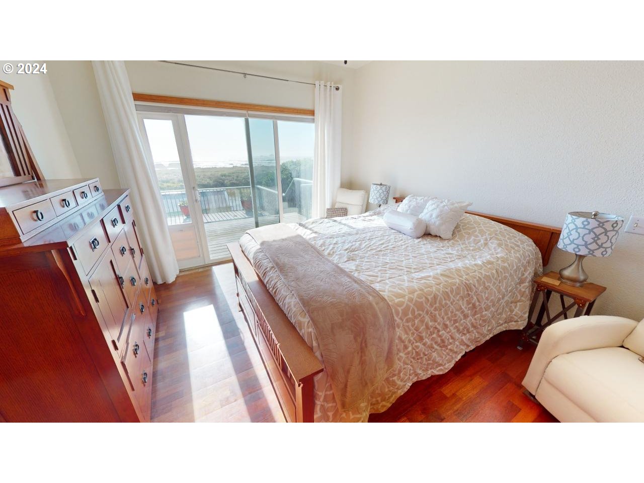 30540_Old_Coast_Rd_15
