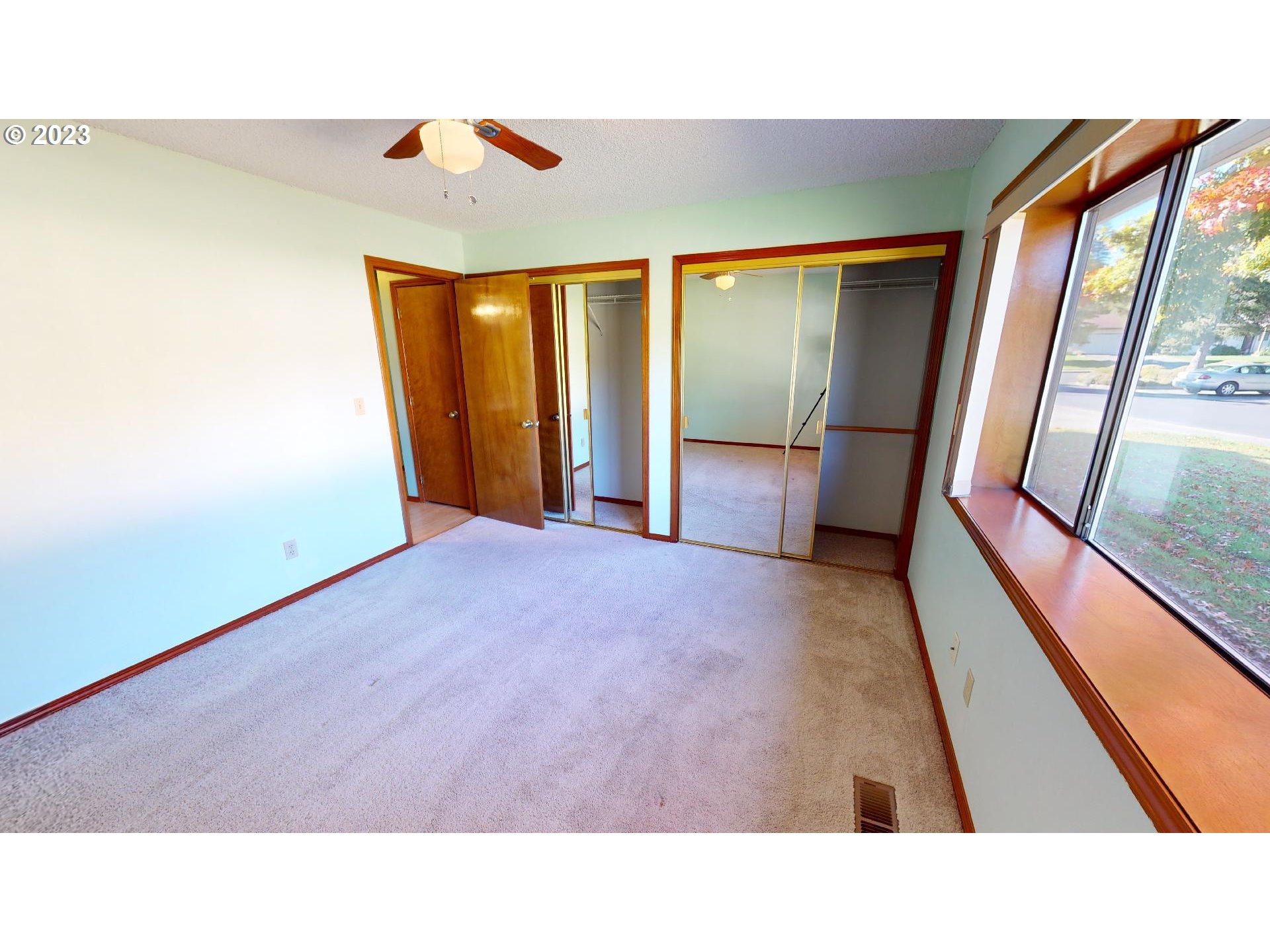 883_Brookhaven_Dr_27