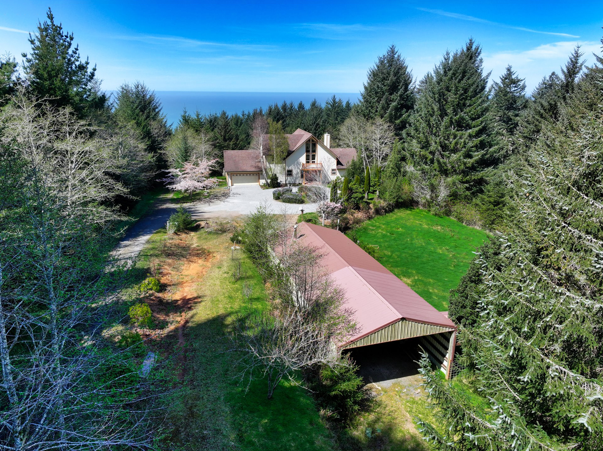24283227, 18702 Cornett Rd, Brookings, OR 97415