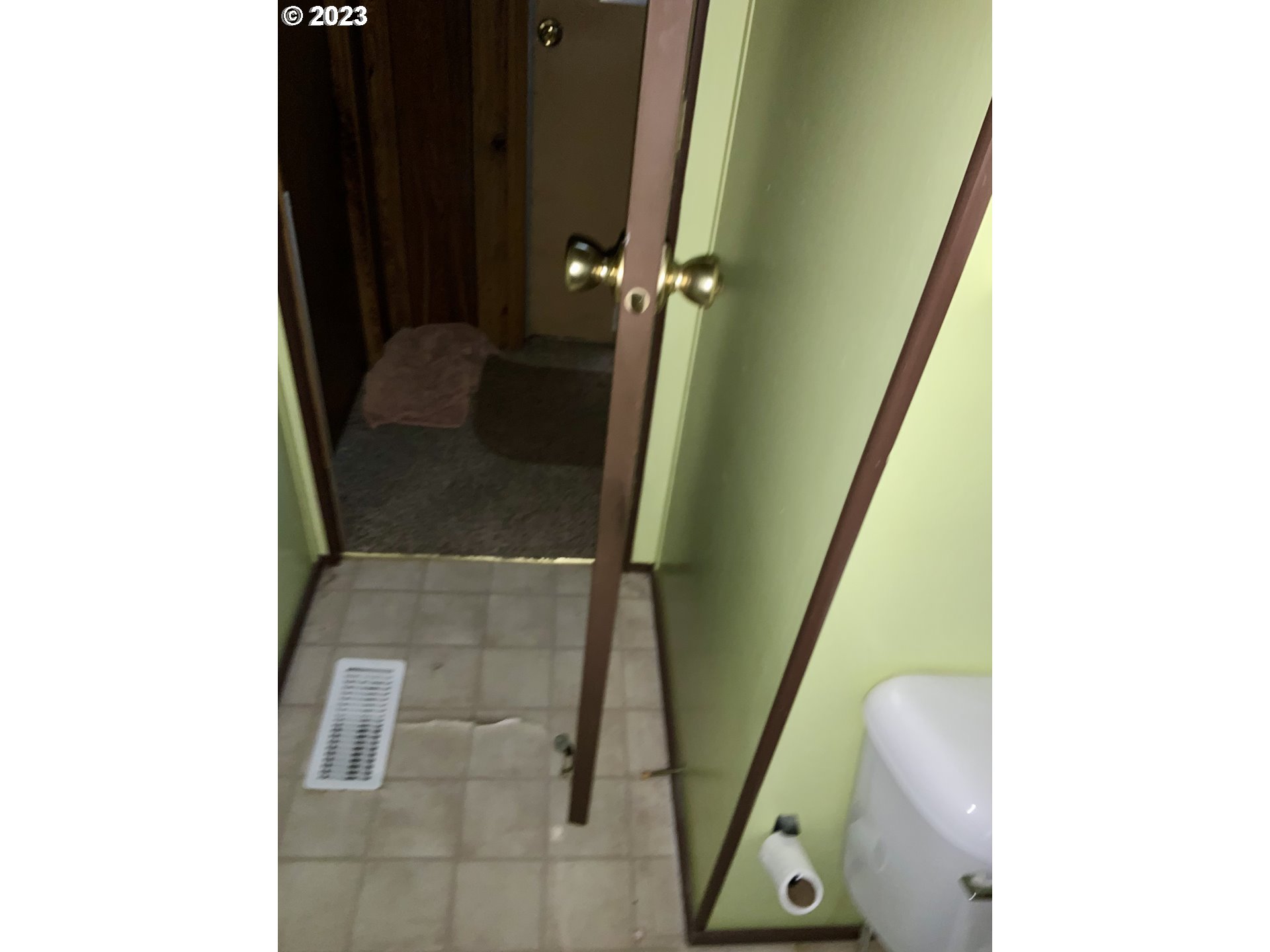 32051_Watson_Ln_15