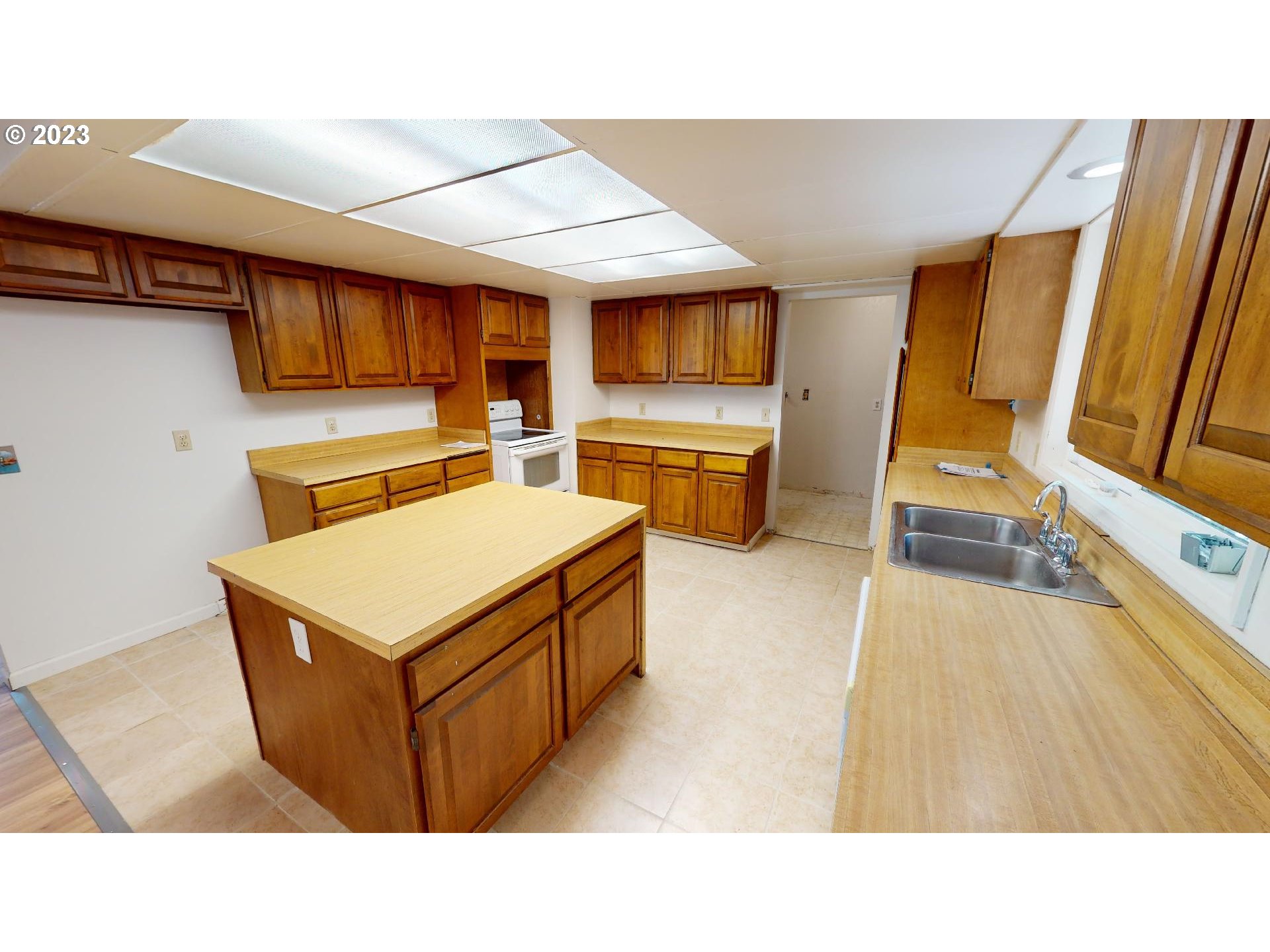 34446_Cedar_Valley_Rd_14