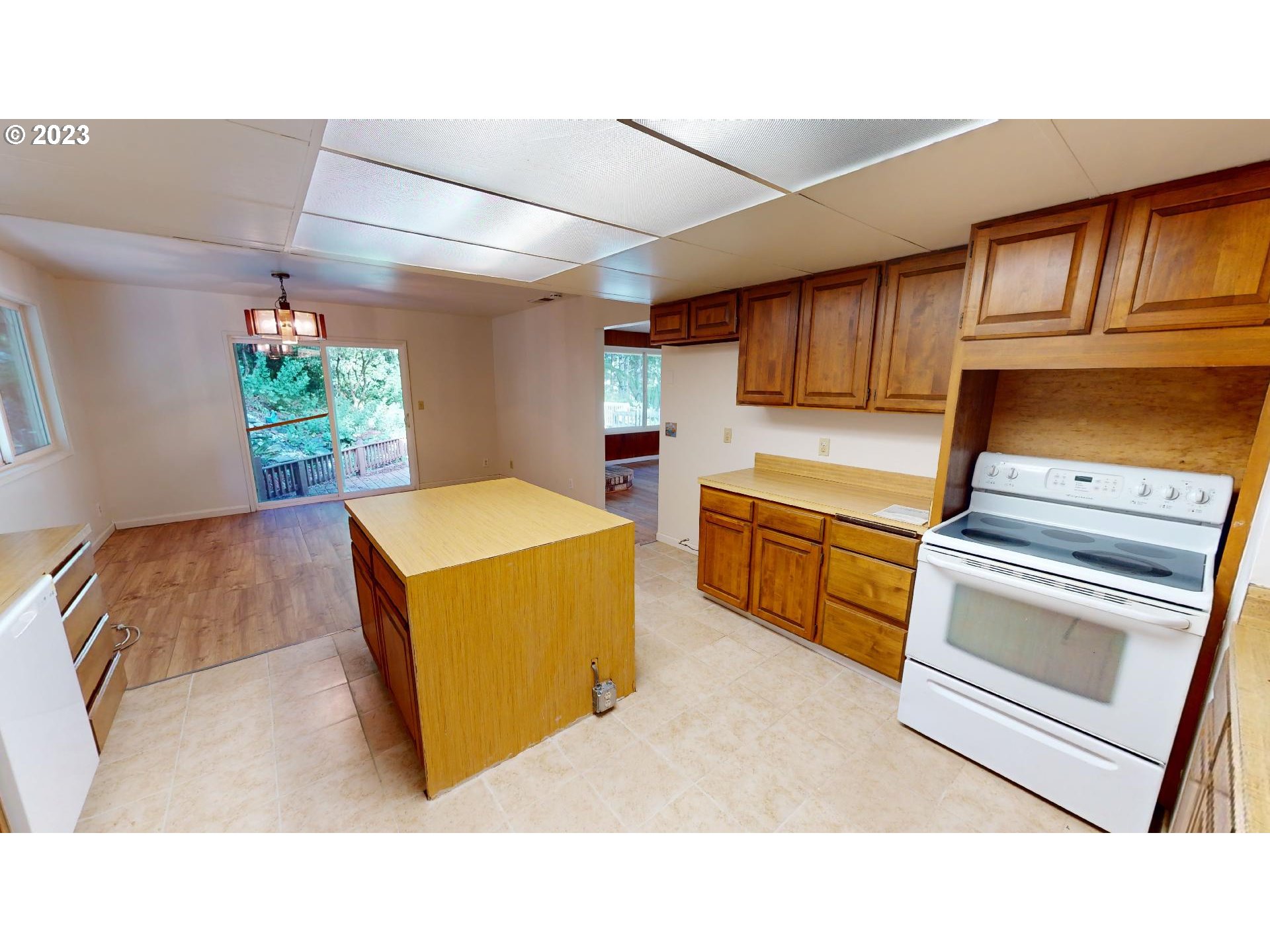 34446_Cedar_Valley_Rd_17