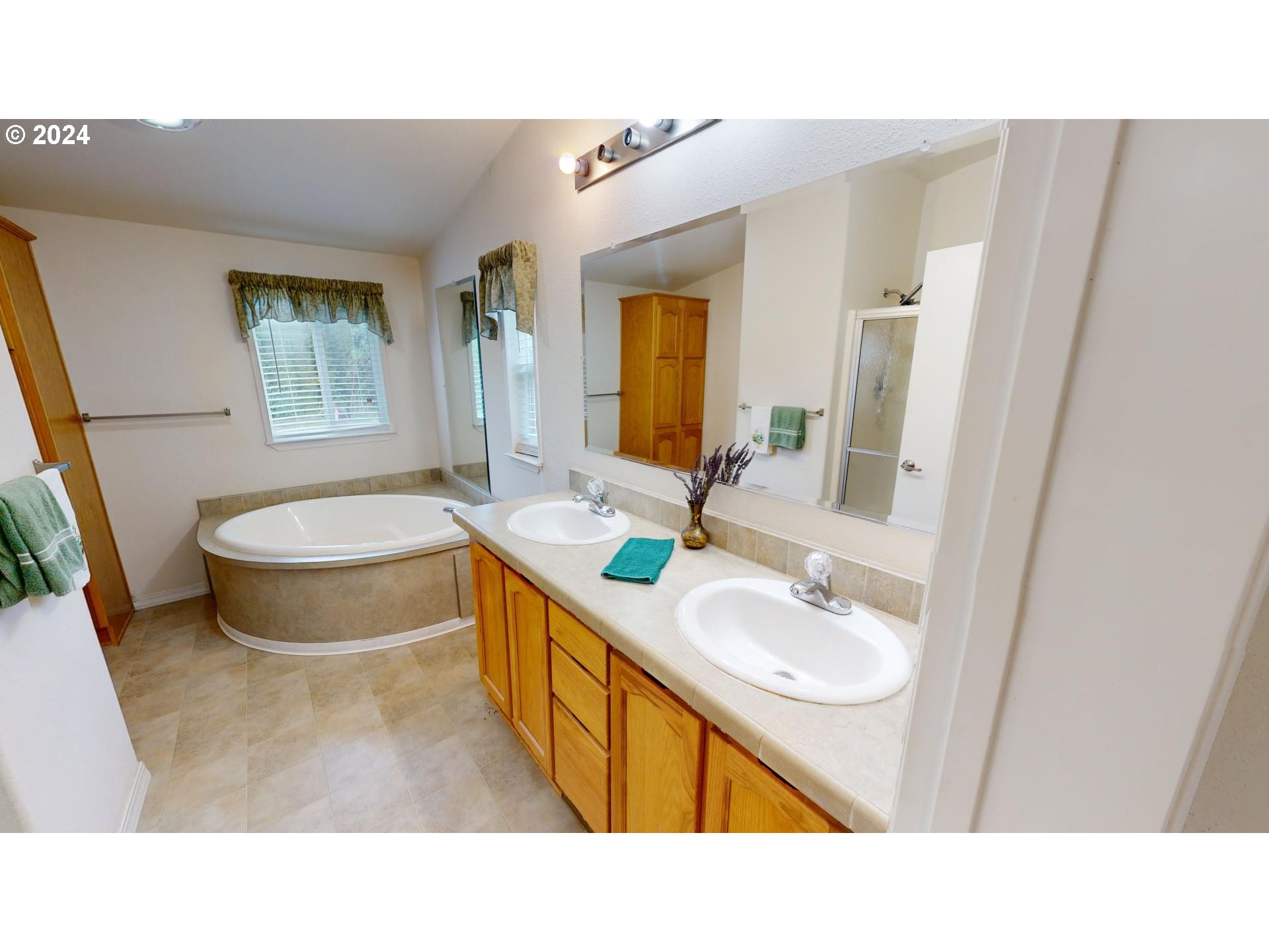 95664-JERRYS-FLAT-RD_16