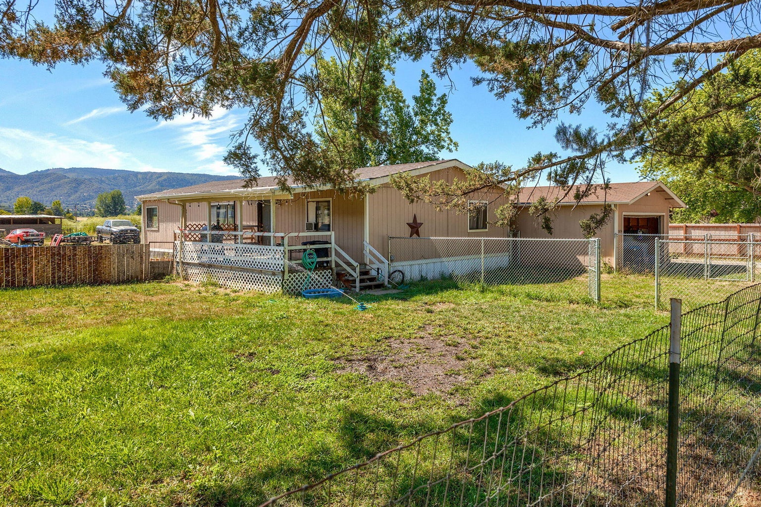 220185076, 3624 Bellinger Lane Medford, OR 97501