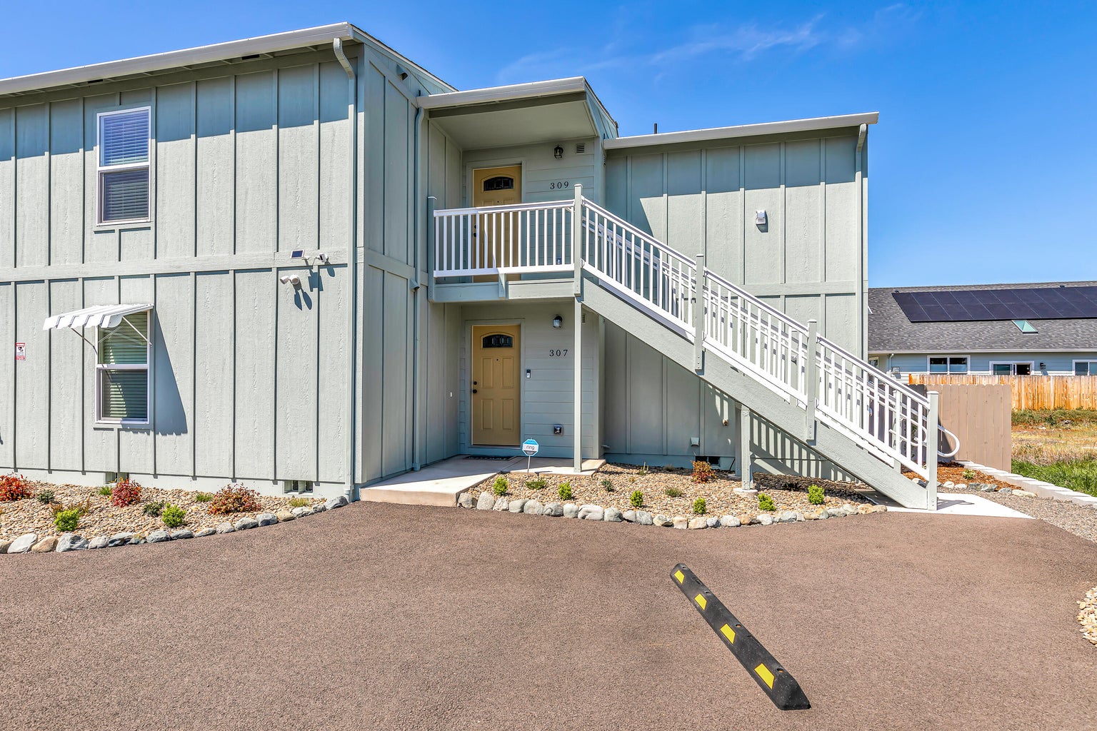 220180830, 303-309 Lithia Ave, Talent, OR 97540