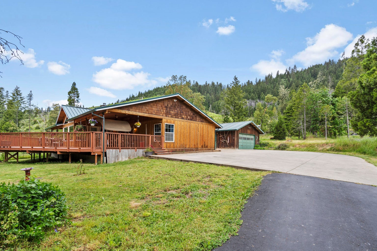 3626_Windy_Creek_Rd_06