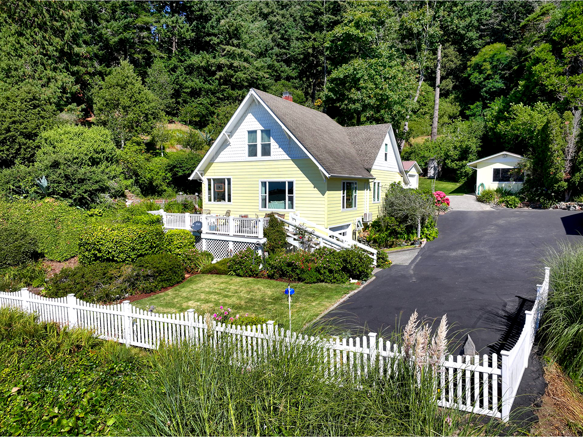 24425834, 94361 Wedderburn Loop, Gold Beach, OR 97444