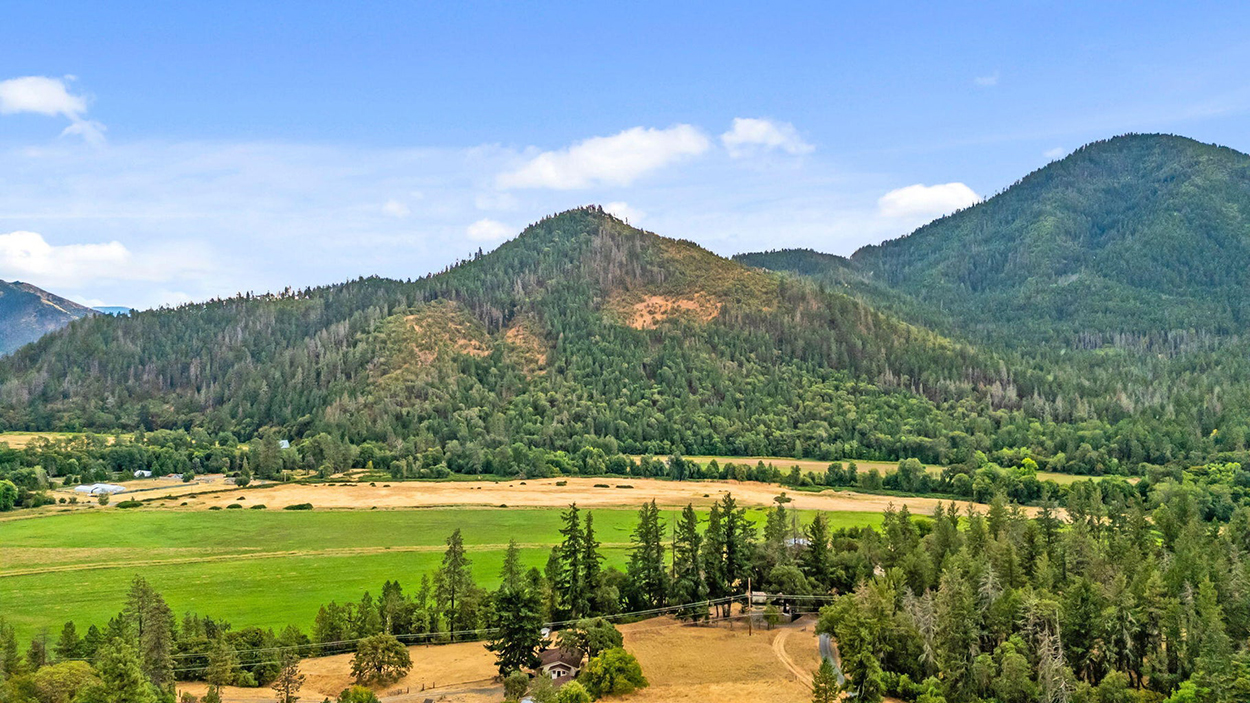 220188456, 10848 Hwy 238, Applegate, OR 97530