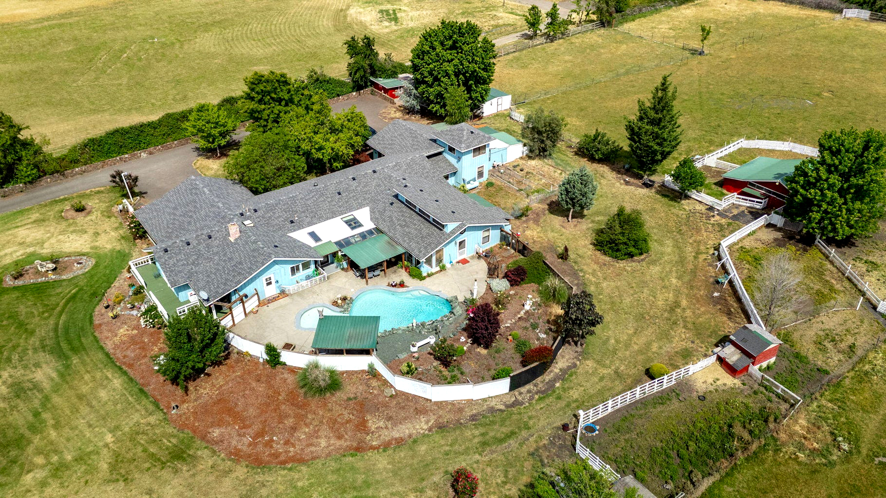 220185879, 451 E Ashland Ln, Ashland, OR 97520