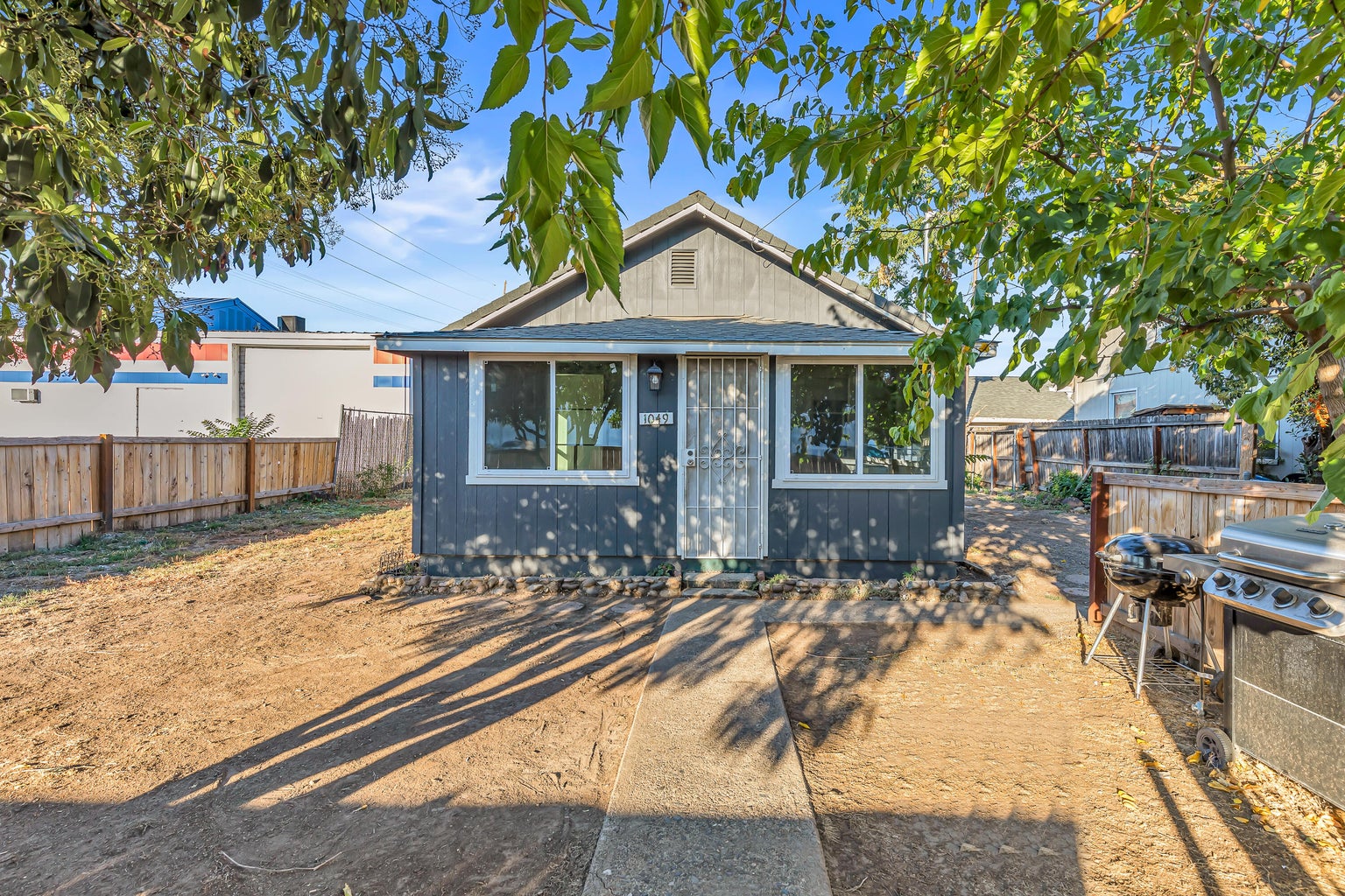 220191120, 1049 Beatty St, Medford, OR 97501
