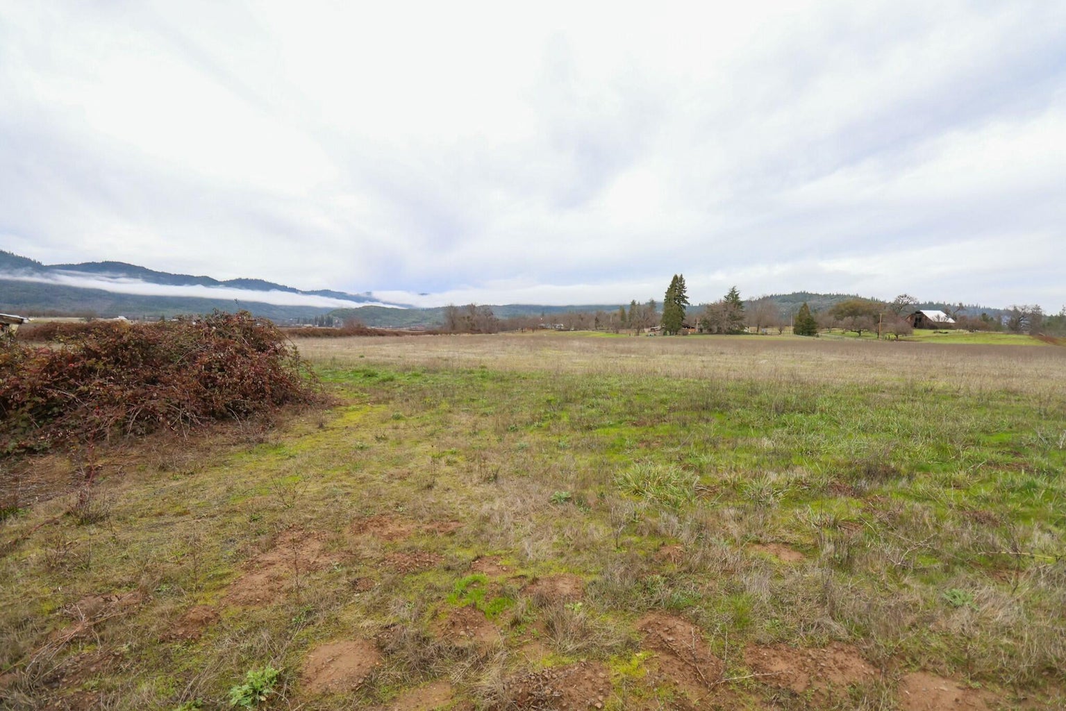 5162-Sams-Valley-Road_17