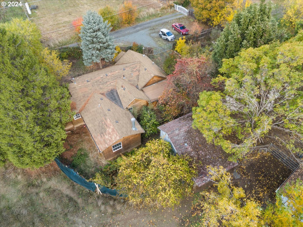24414596, 1931 Sleepy Hollow Loop, Grants Pass, OR 97527