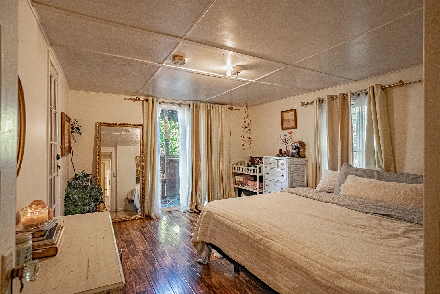 14855_E_Evans_Creek_Rd_12