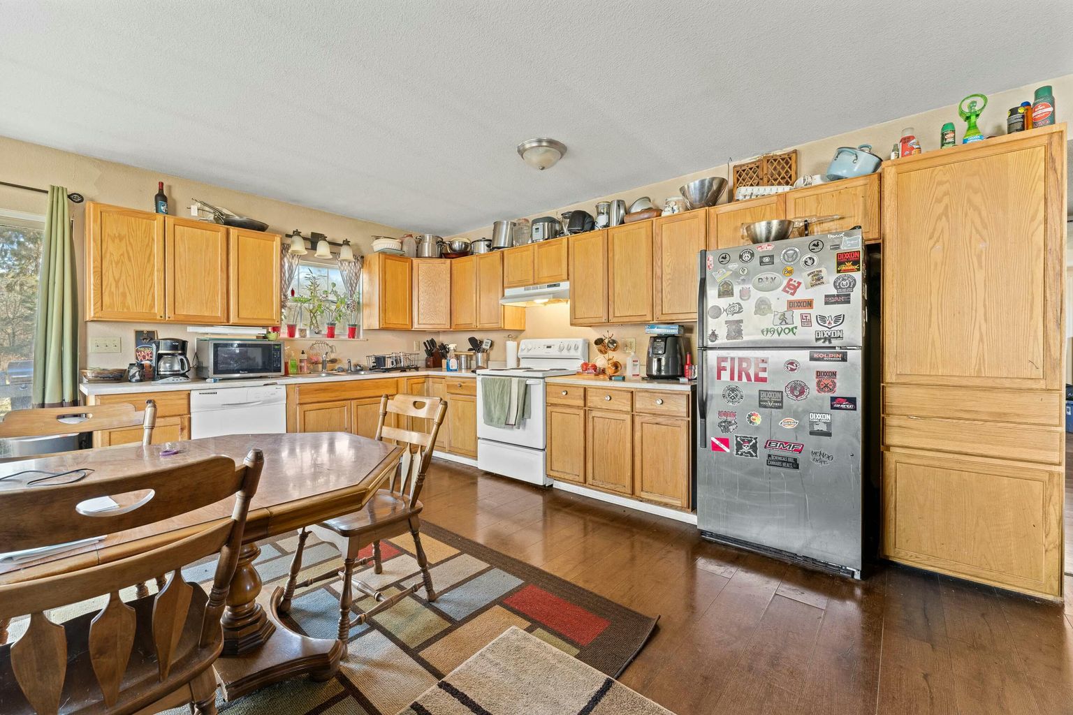5690_Lake_Shore_Dr_10