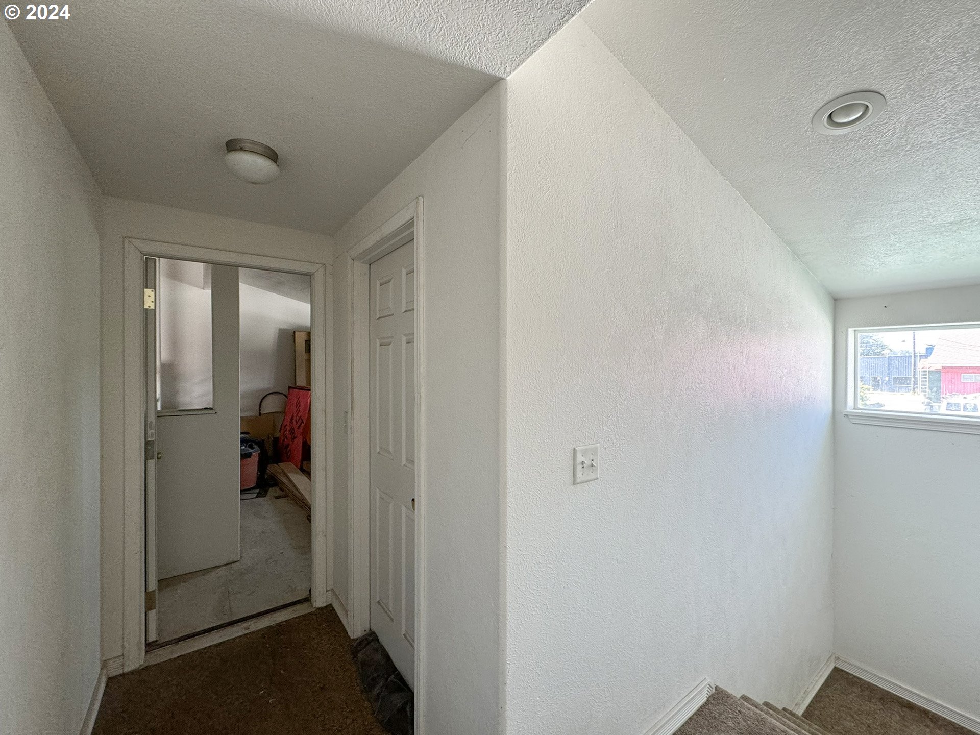 765-Cottage-St_37