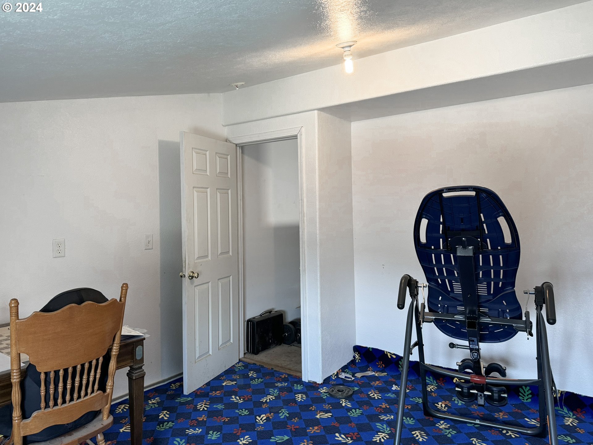 765-Cottage-St_44