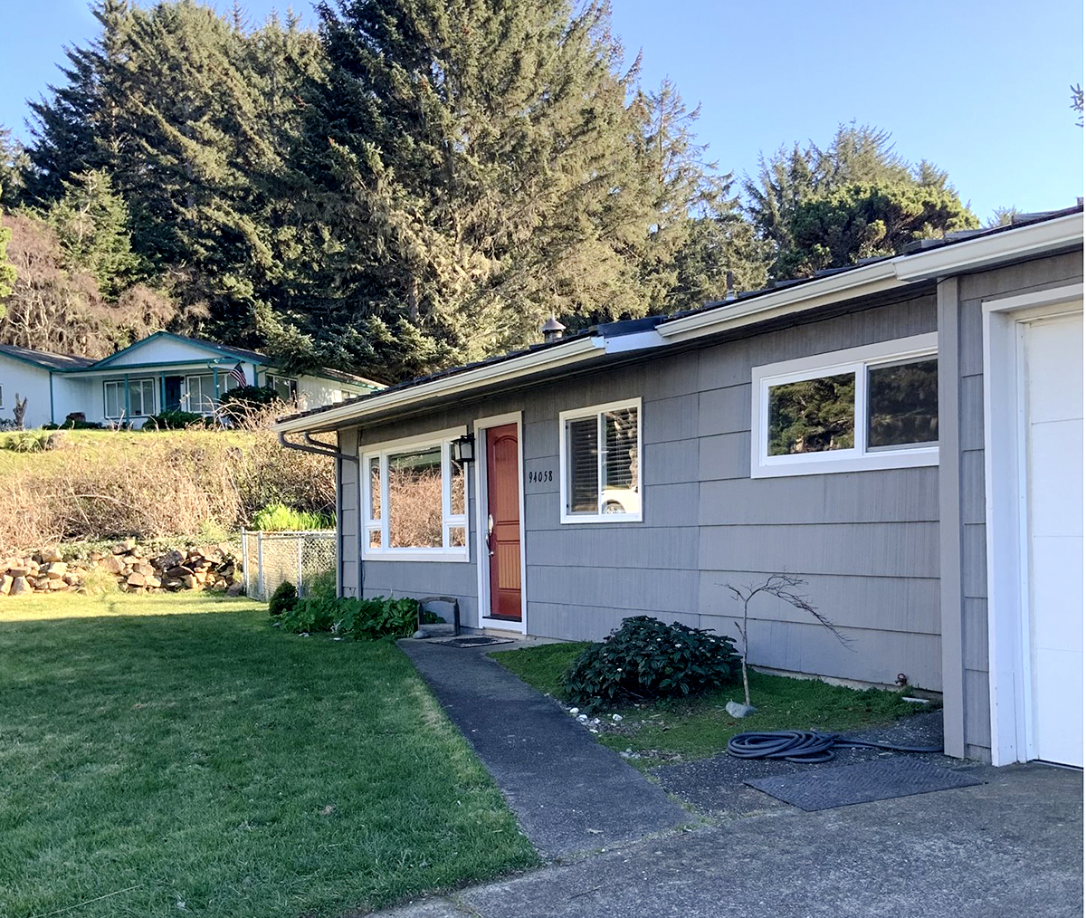 527443851, 94058 Iris St, Gold Beach, OR 97444