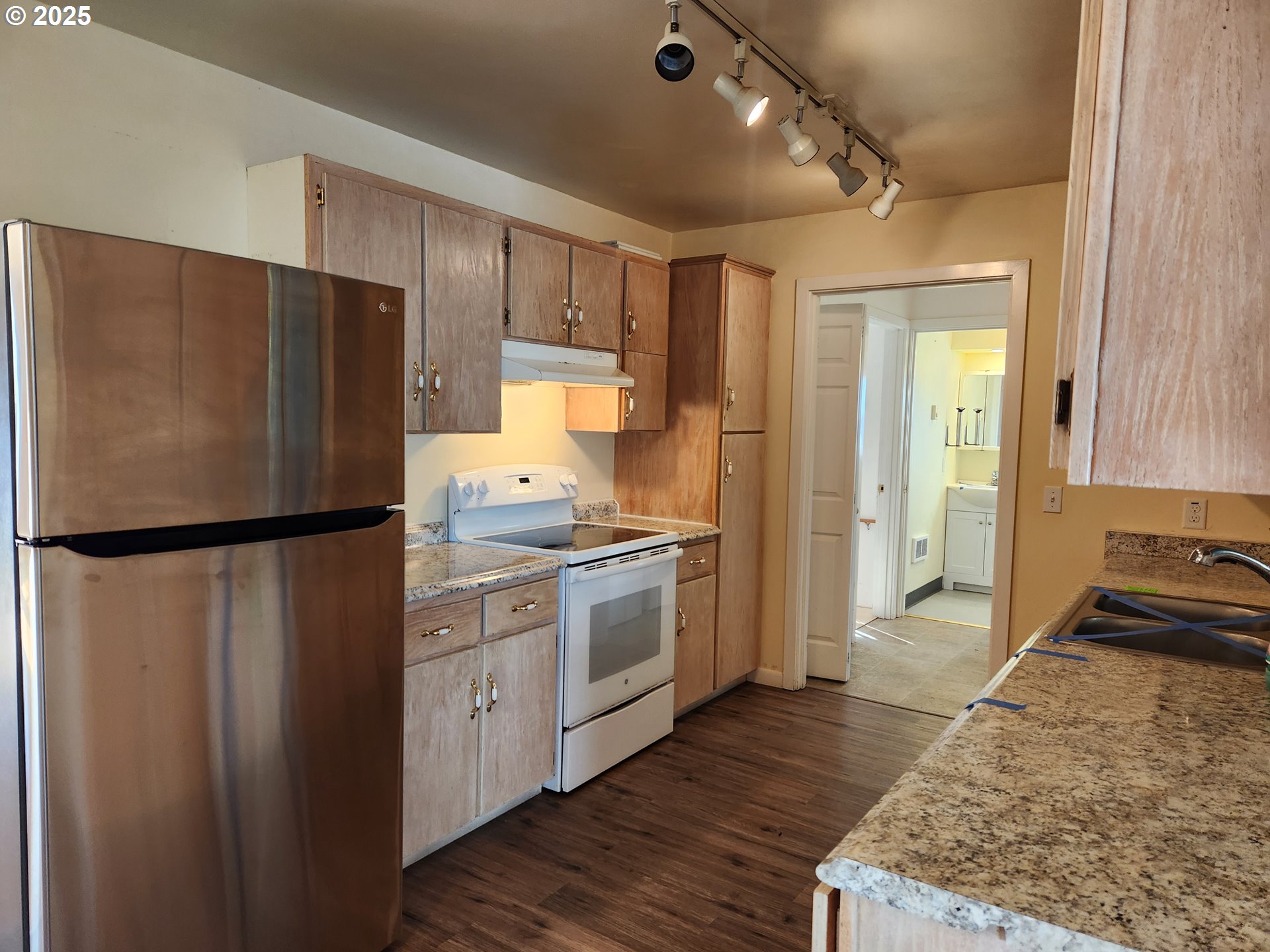 94181-Ninth-St_11