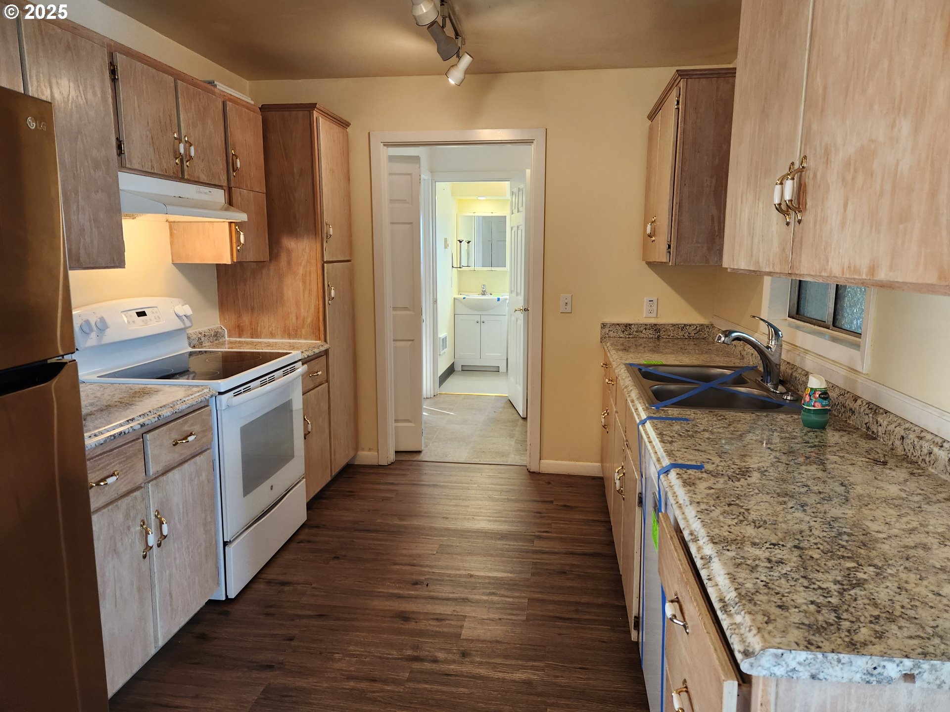 94181-Ninth-St_17