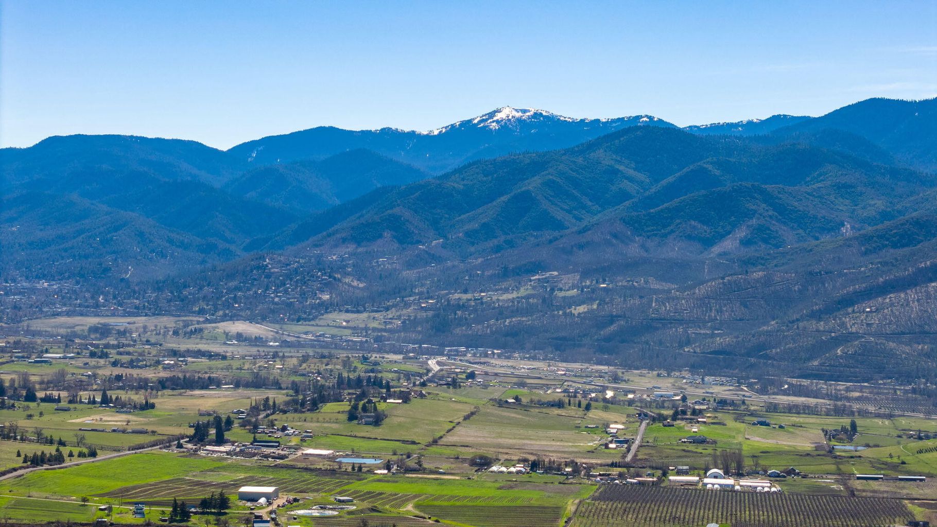 500_N_Valley_Rd_02