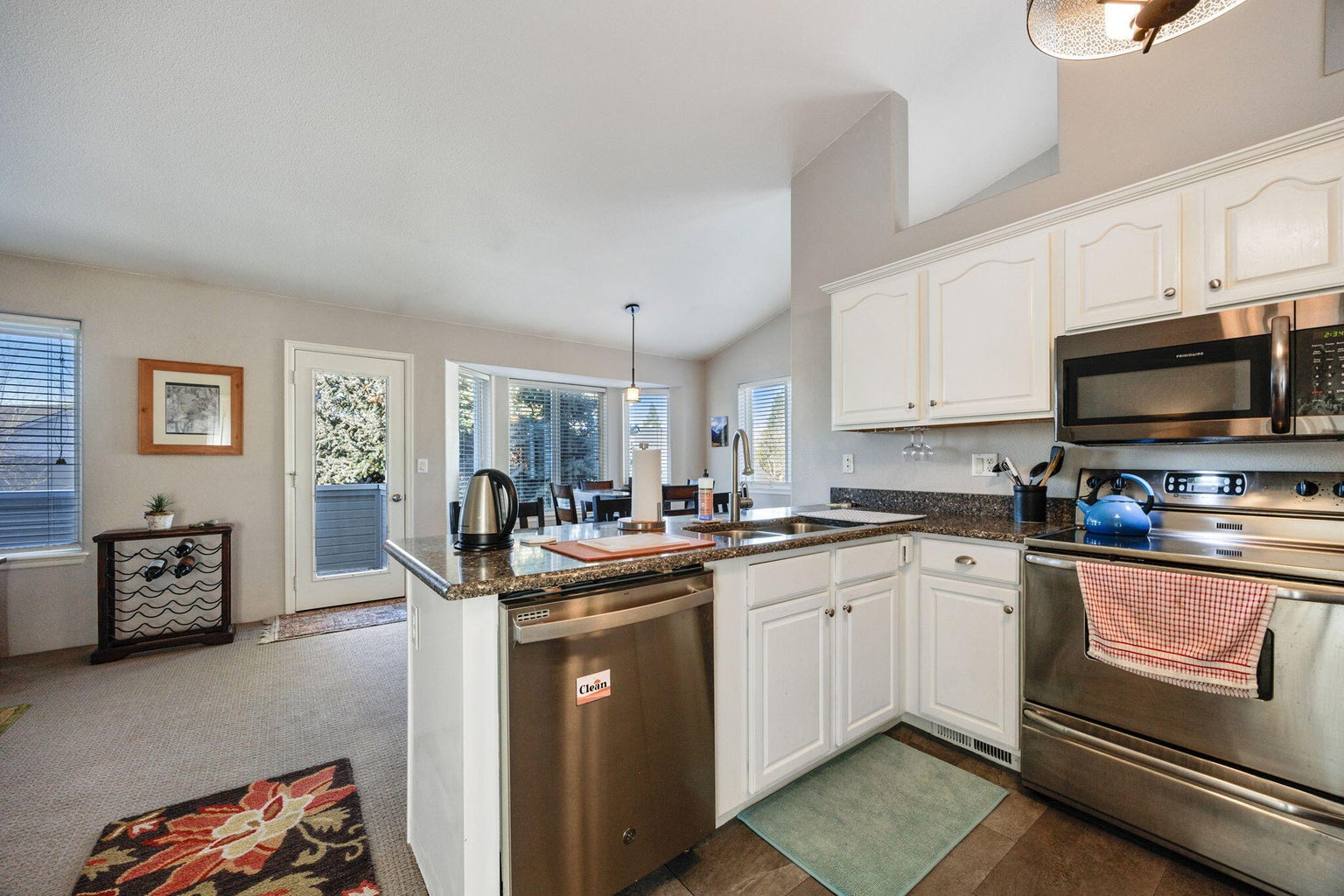 1224-N-Modoc-Avenue-35_05
