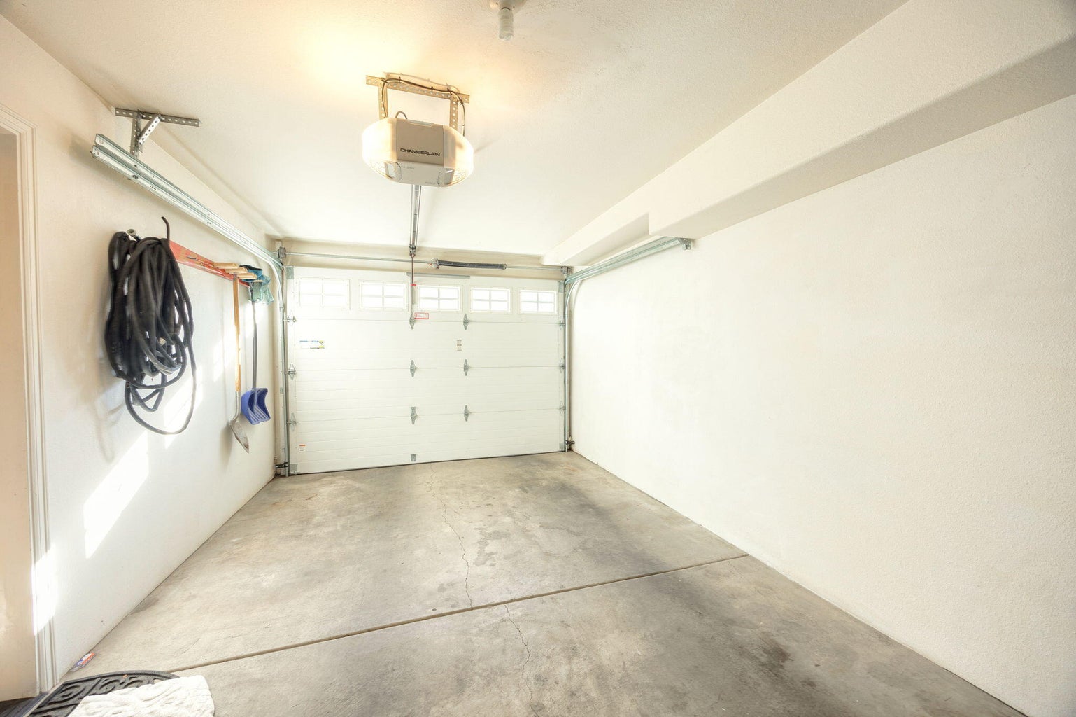 1224-N-Modoc-Avenue-35_26
