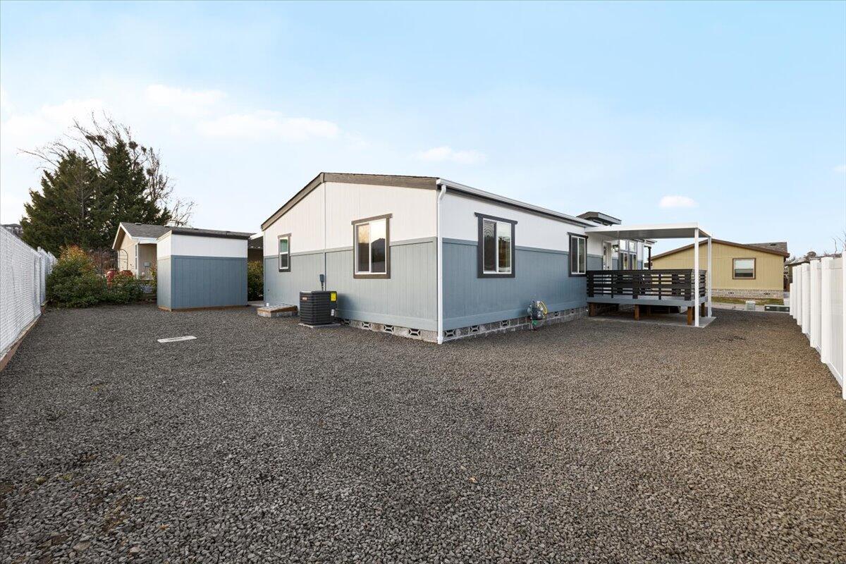 4601 S Pacific Highway_37_21