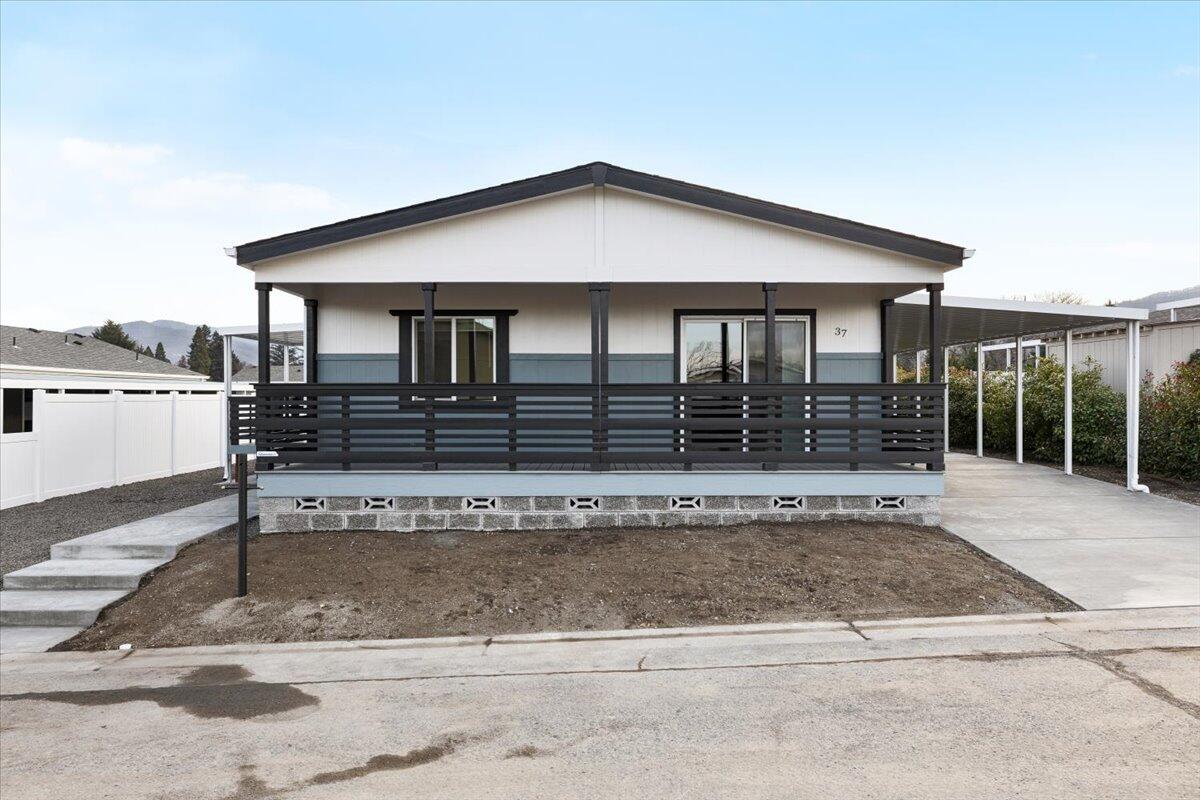 4601 S Pacific Highway_37_23