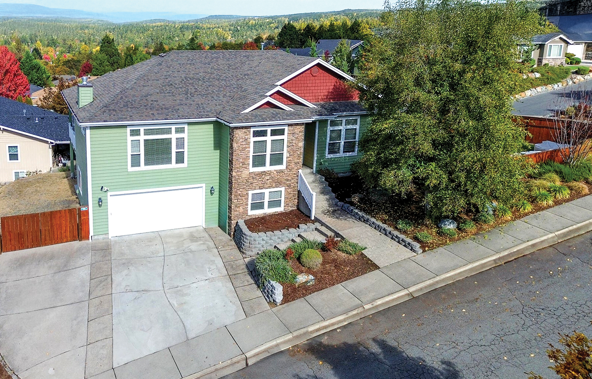 220191601, 2568 SE Coriander Way, Grants Pass, OR 97527