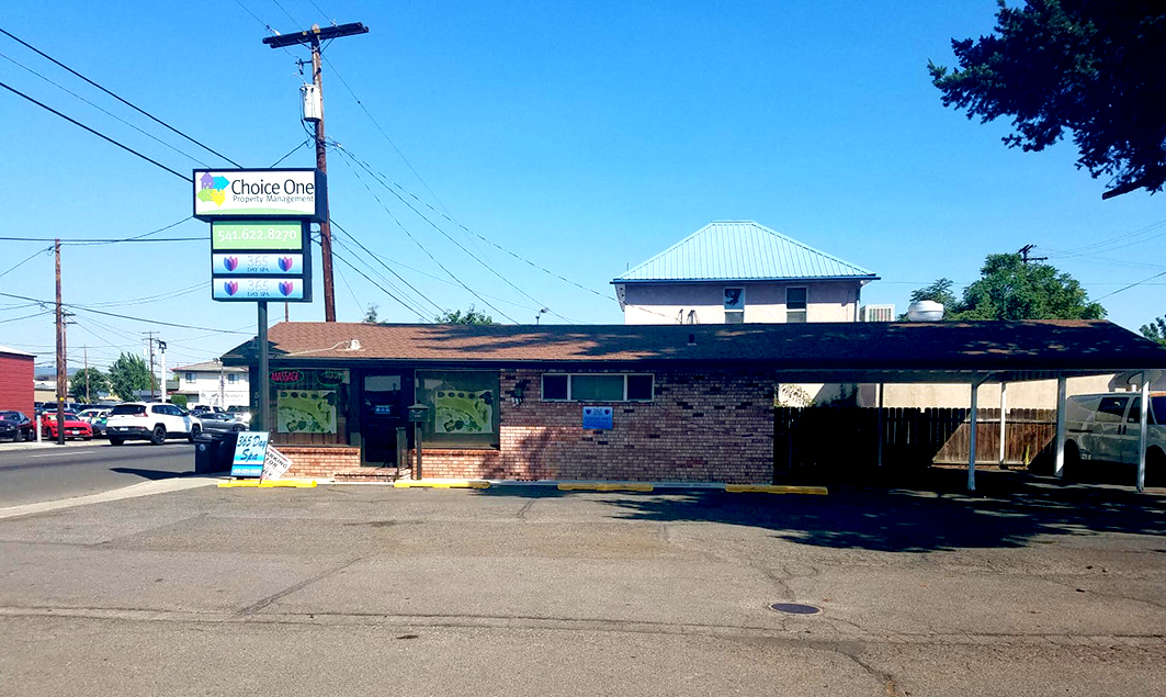 519 S Riverside Avenue_00-29-3