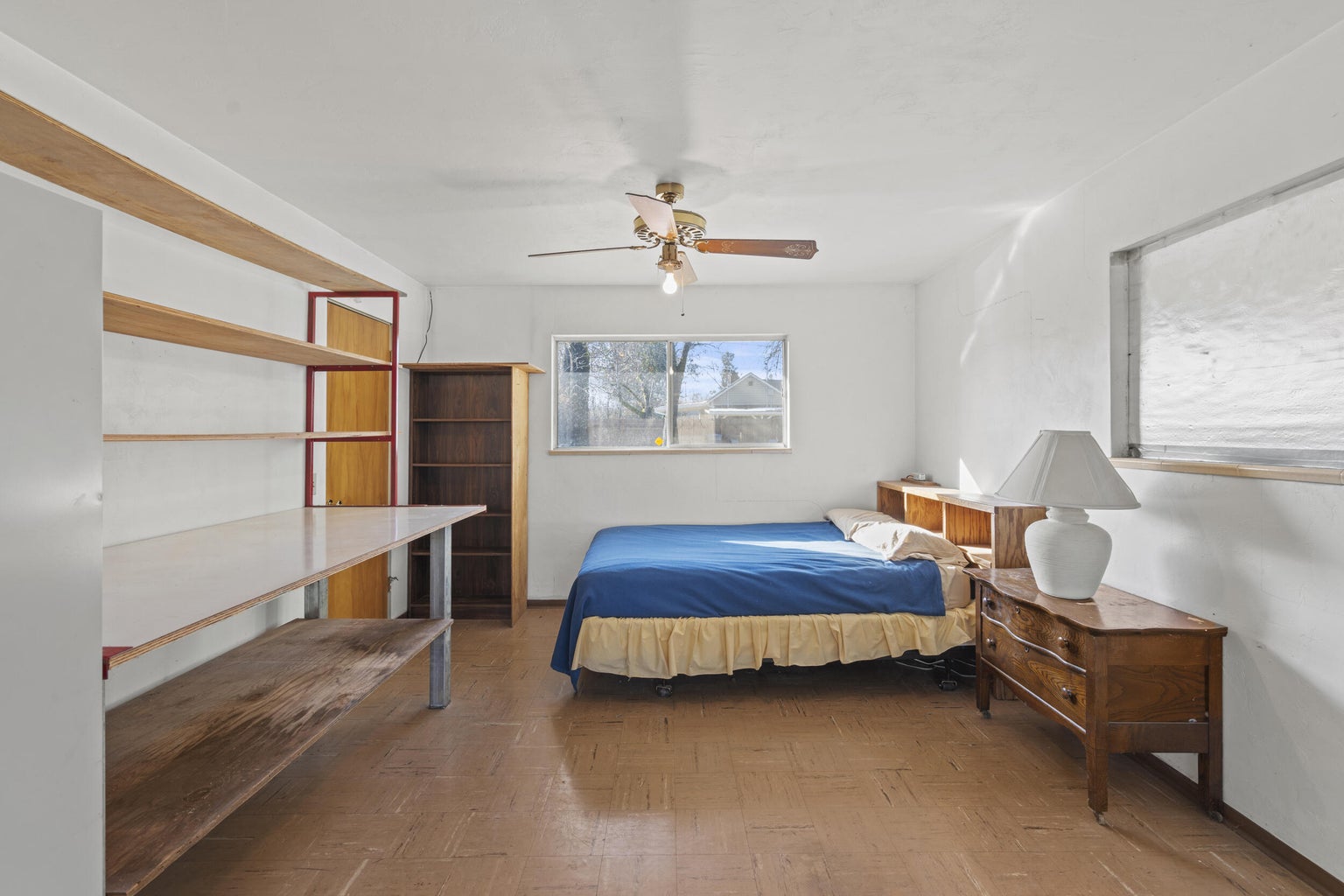 240_SW_Rogue_River_Ave_21