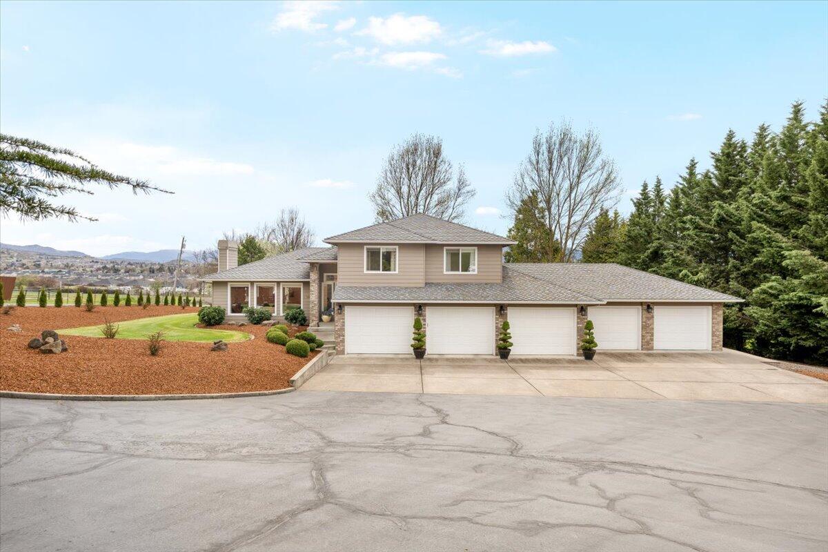 220197996, 1850 Coker Butte Rd, Medford, OR 97504