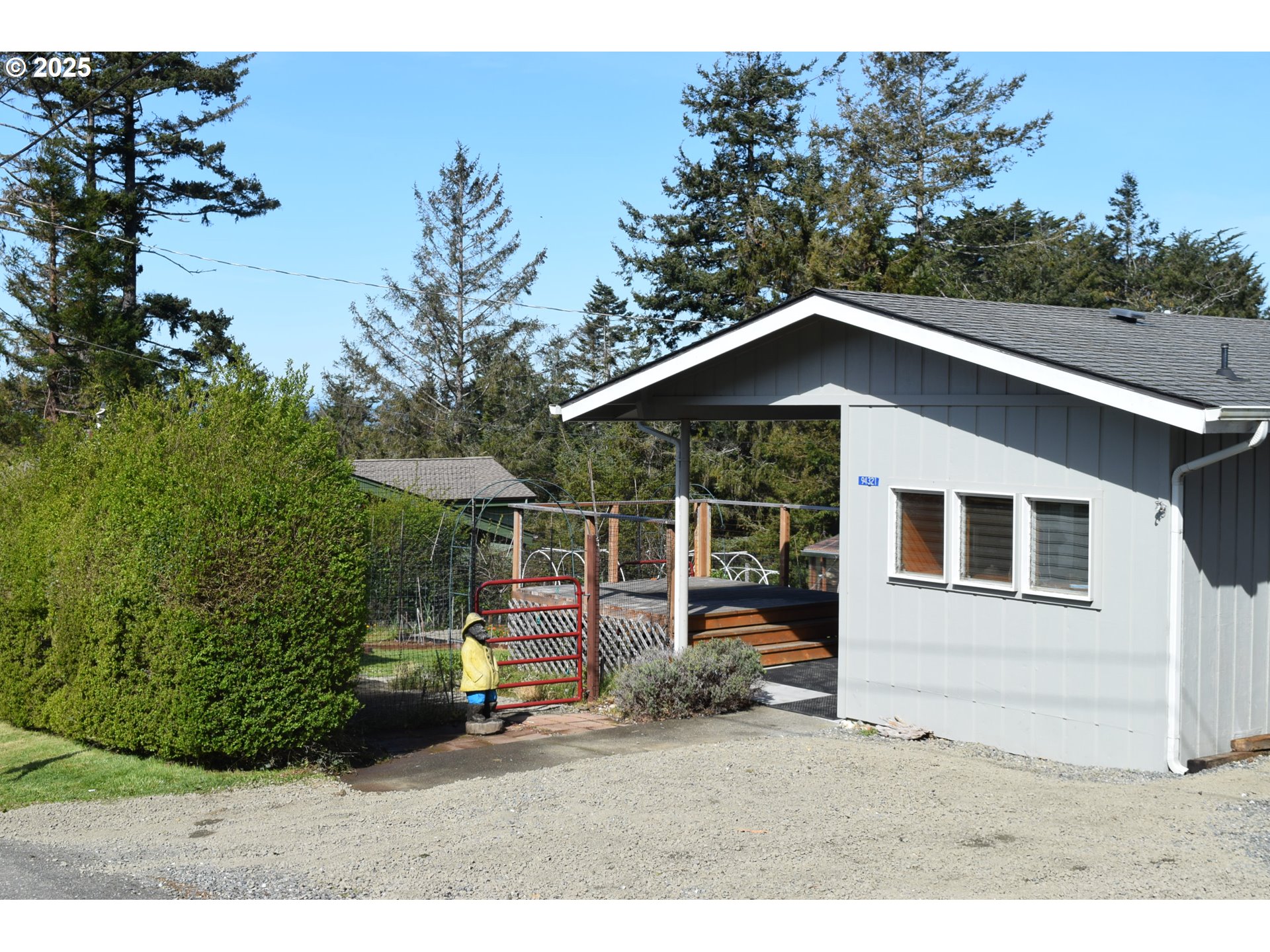 387402267, 94321 Coldiron Hill Rd, Gold Beach, OR 97444