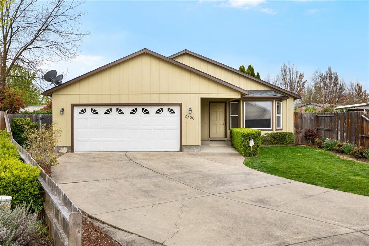 220199369, 2700 Brae Drive, Medford, OR 97501