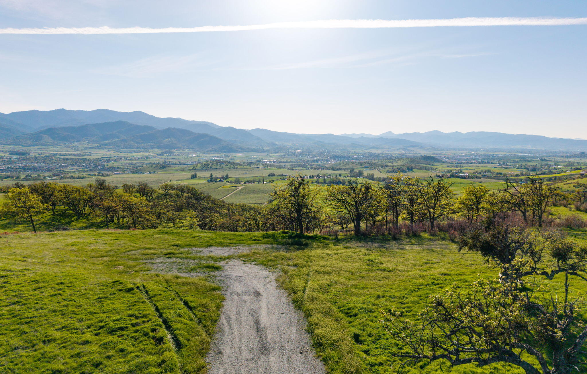 220197447, 560 N Valley Rd, Ashland, OR 97520