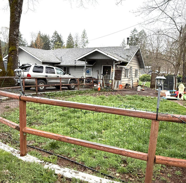 220198553, 541 Caves Hwy, Cave Junction, OR 97523