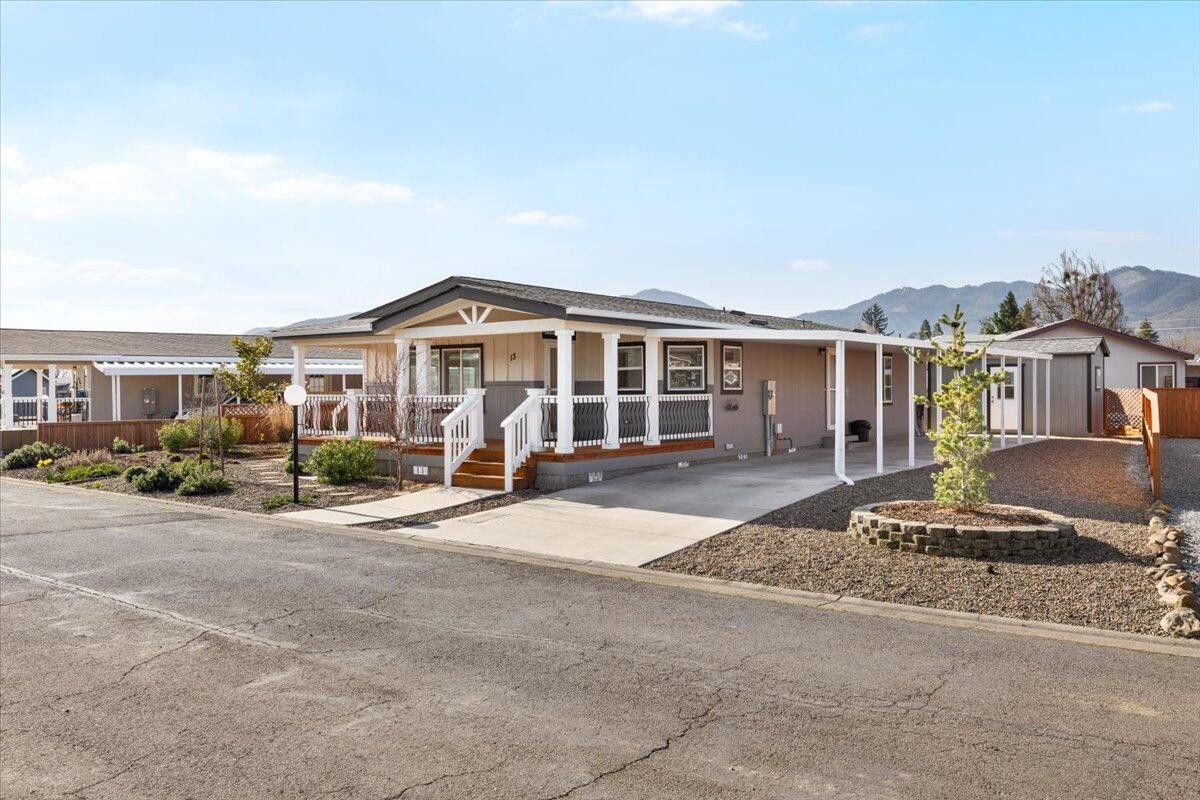 220198451, 4601 S Pacific Hwy #13, Phoenix, OR 97535