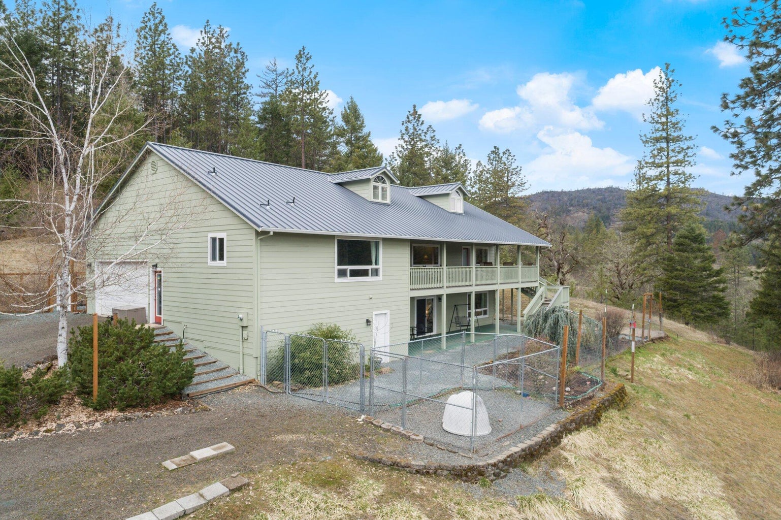 220197729, 16445 Meadows Rd, White City, OR 97503