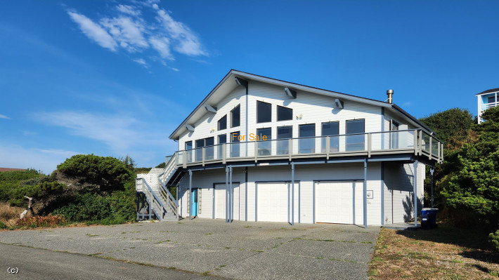 22058320, 30615 Sandy Dr, Gold Beach, OR 97444, #22058320