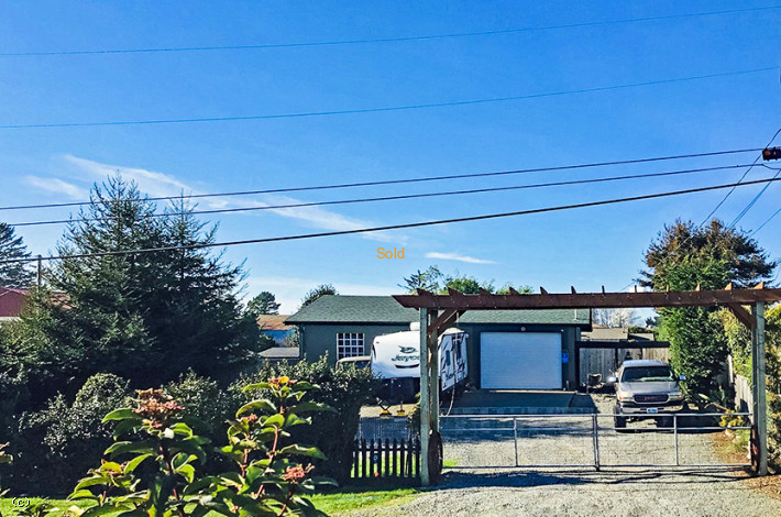 23271340, 233 Wharf St, Brookings, OR 97415, #23271340