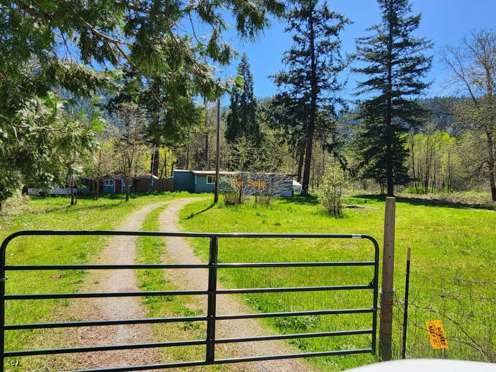 220163021, 967 Placer Rd, Sunny Valley, OR 97497, #220163021